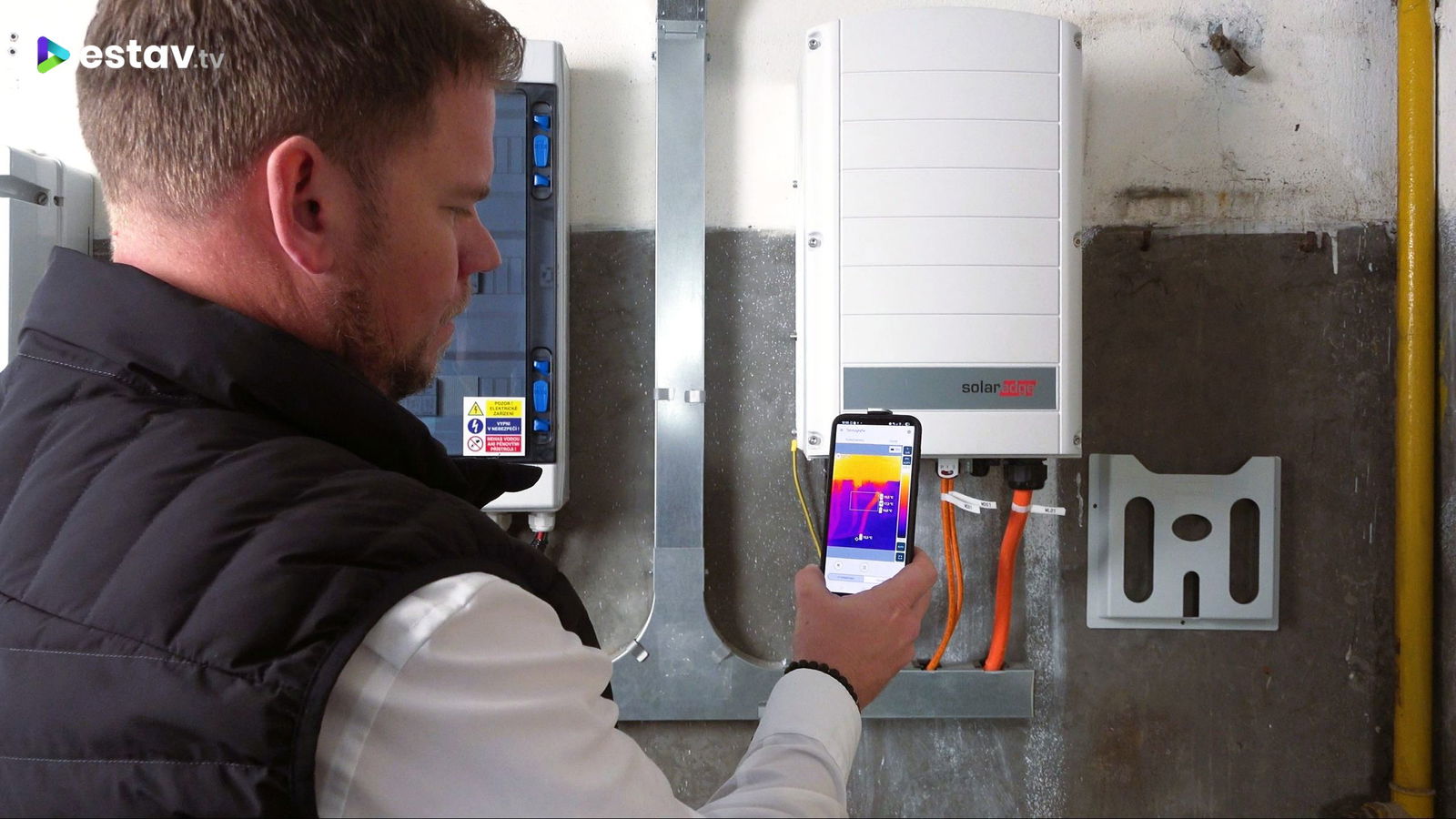 Kontrola elektroinstalace v bytovém domě