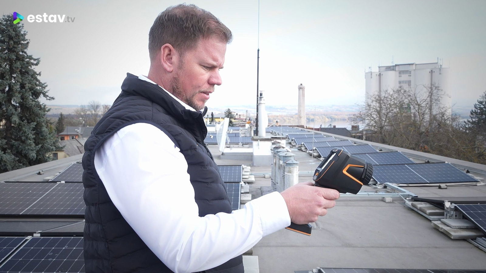 Kontrola fotovoltaiky na bytovém domě