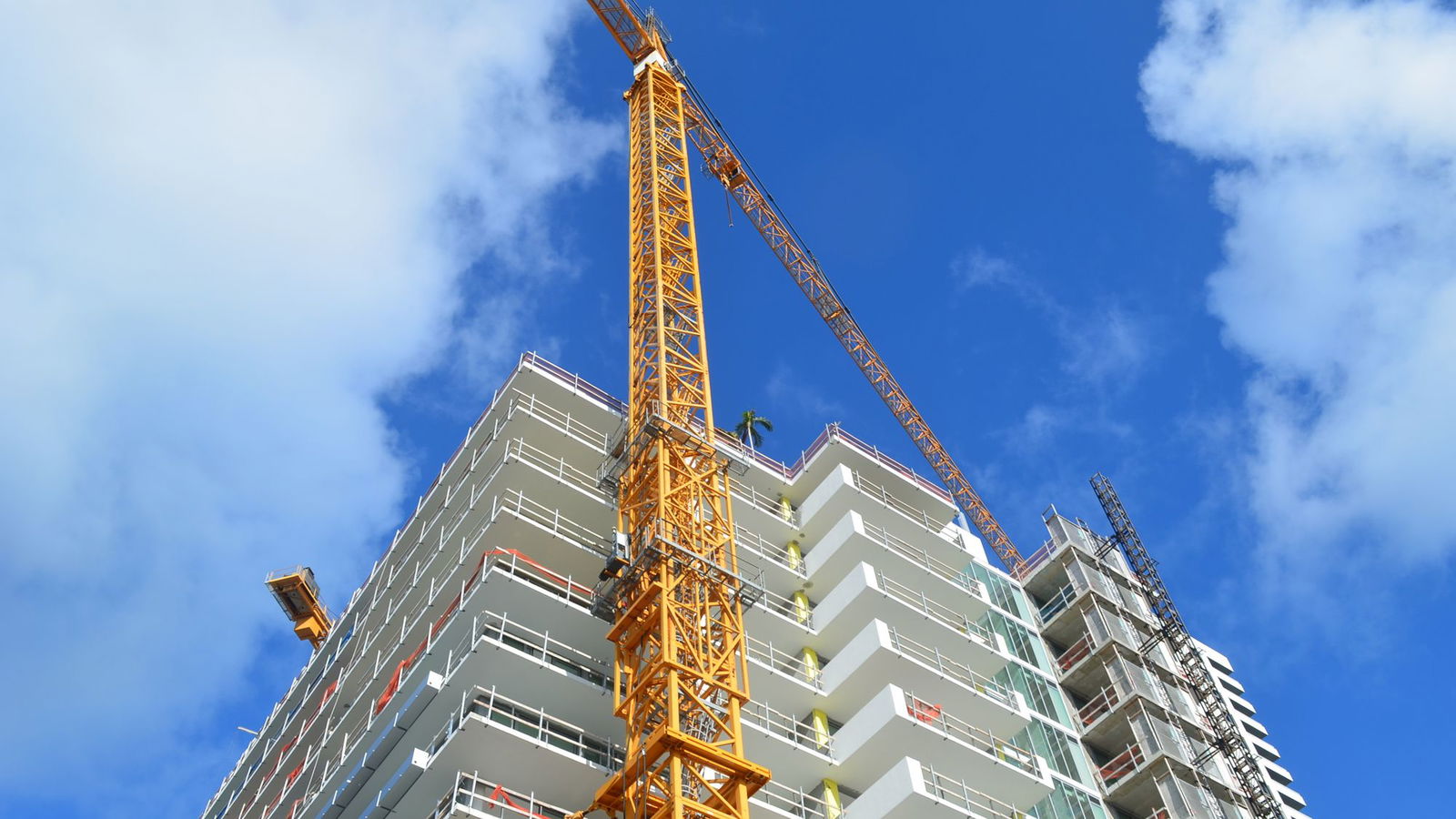 Právo nabeton: Rizika koupě nedokončeného bytu