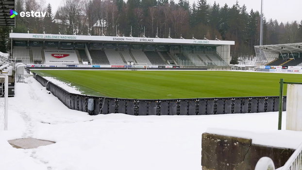Rekonstrukce vyhřívání trávníku na stadionu Střelnice přináší výrazné úspory energie