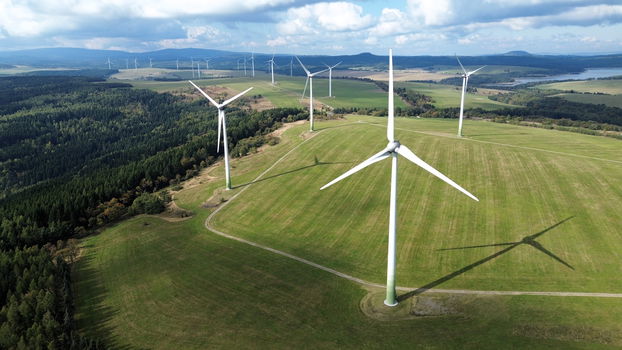 21 turbín, 42 MW. Větší větrnou farmu v ČR zatím nikdo nepostavil