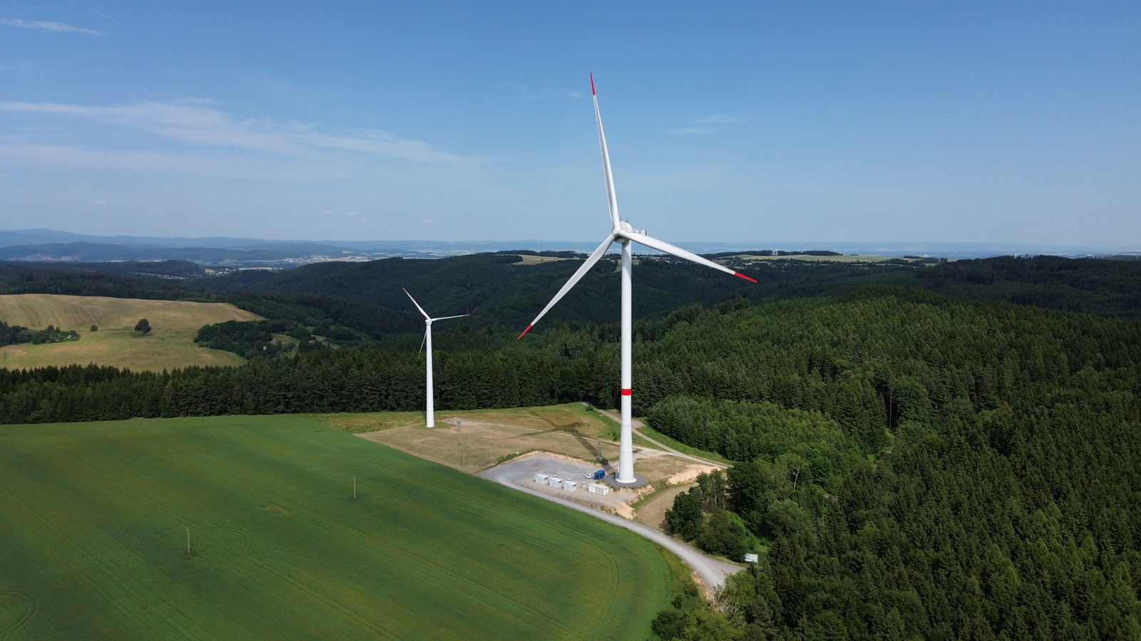 Větrné elektrárny po 20 letech: reálné zkušenosti z okolních obcí